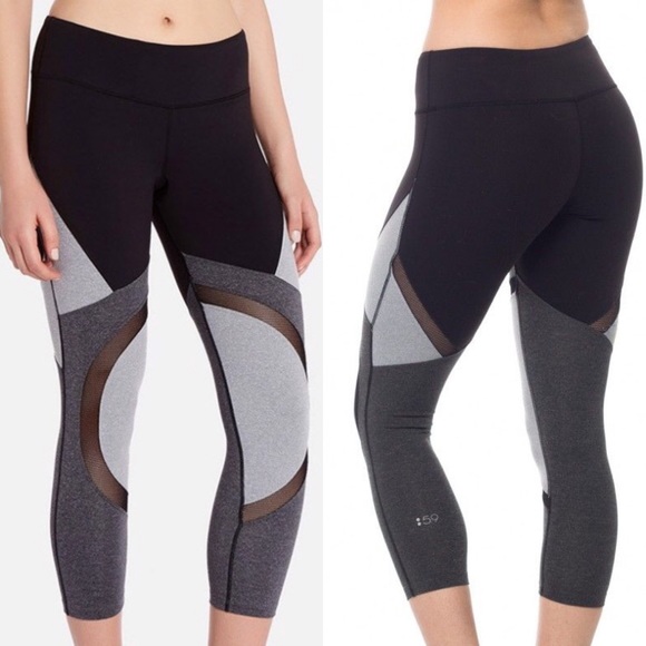 Splits59 ‘Division’ Mid Rise Cropped Leggings - Picture 1 of 7